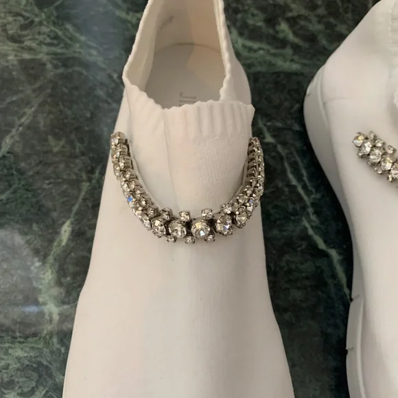 NWOB Jimmy Choo White Embellished Knit Sneakers sz 39